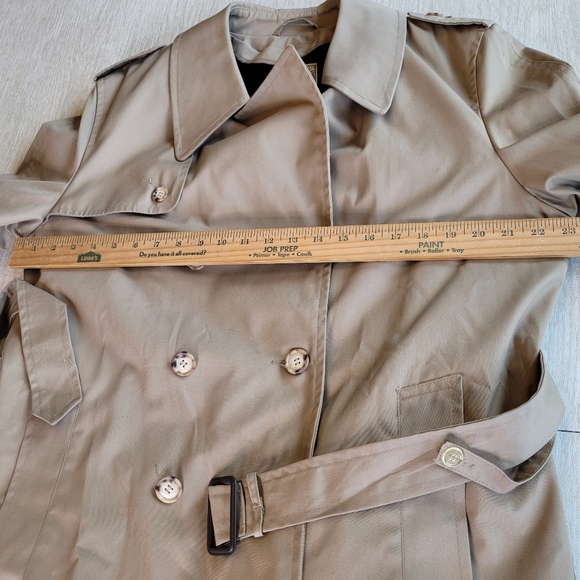 Woodmere Mens Trench Coat Sz 40 R Removable Lining Tan Buttons Pockets VTG Korea - Picture 14 of 14